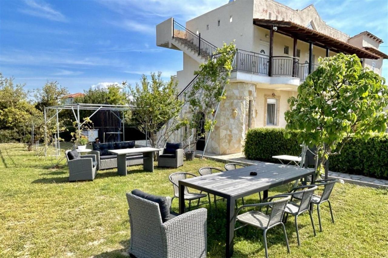Villa Irina, Nea Potidea Kassandra Beach Exteriér fotografie